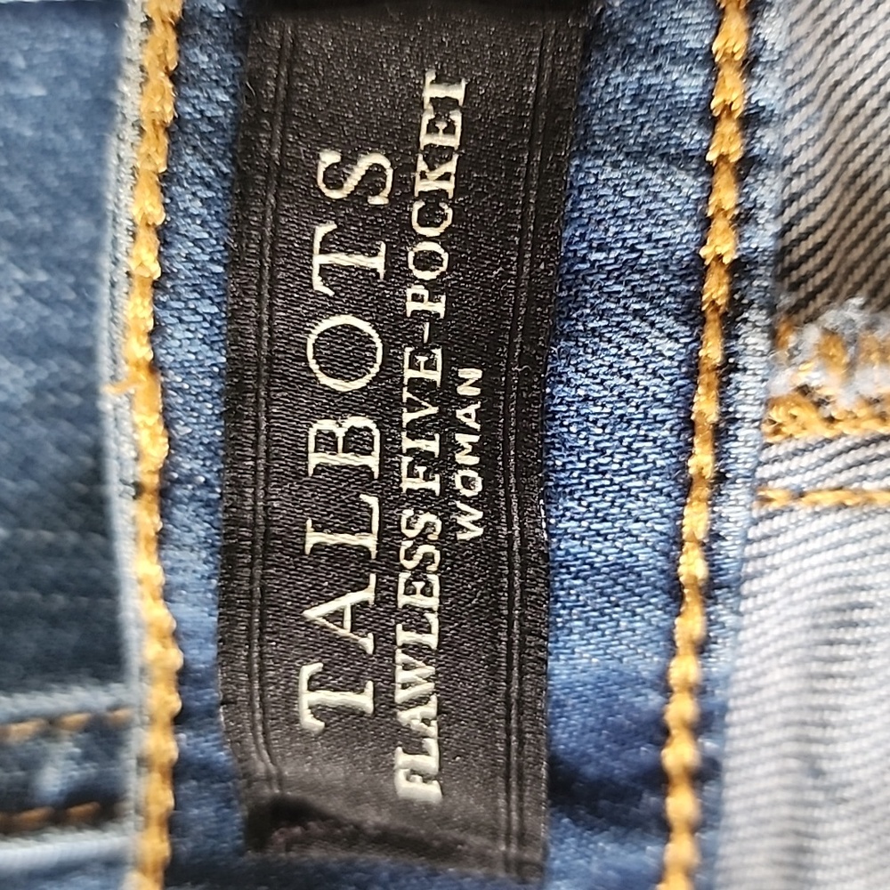 TALBOTS WOMAN'S JEANS - Picture 7 of 9